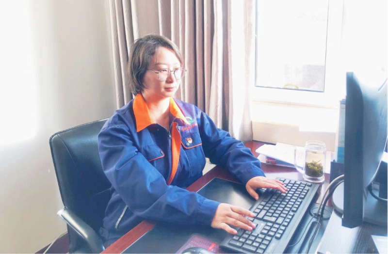 省物產(chǎn)集團(tuán)黨務(wù)工作者、先進(jìn)模范持續(xù)熱議黨的二十大精神（二）